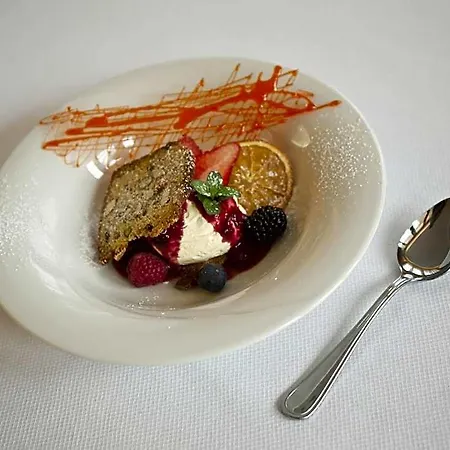 Ristorante Belvedere 3* コドローイポ